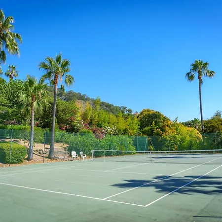 Festival De Cannes De Luxe Piscine Tennis Vallauris